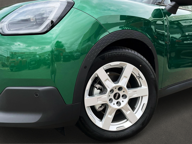 fotoG 5 del MINI MINI Countryman E 150 kW (204 CV) 204cv Eléctrico del 2025 en Murcia