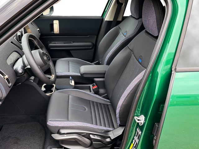 fotoG 10 del MINI MINI Countryman E 150 kW (204 CV) 204cv Eléctrico del 2025 en Murcia