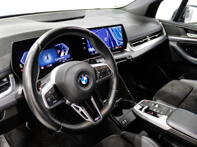 BMW Serie 2 218d Active Tourer color Negro. Año 2024. 110KW(150CV). Diésel. En concesionario Barcelona Premium -- GRAN VIA de Barcelona
