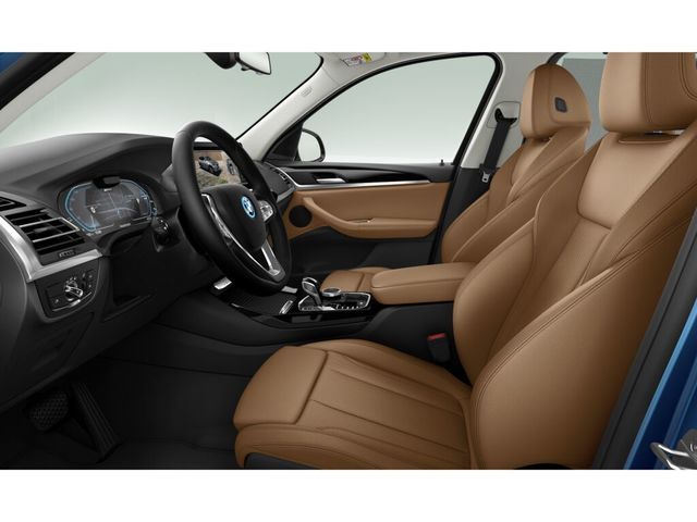 BMW X3 xDrive30e color Azul. Año 2024. 215KW(292CV). Híbrido Electro/Gasolina. En concesionario San Pablo Motor | Su Eminencia de Sevilla