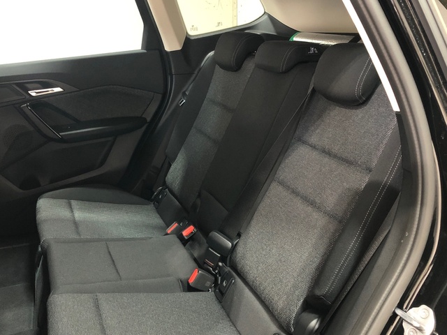 BMW X1 sDrive18d color Negro. Año 2024. 110KW(150CV). Diésel. En concesionario Movilnorte El Plantio de Madrid