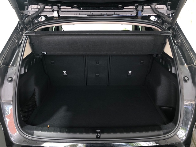 BMW X1 sDrive18d color Negro. Año 2024. 110KW(150CV). Diésel. En concesionario Movilnorte El Plantio de Madrid
