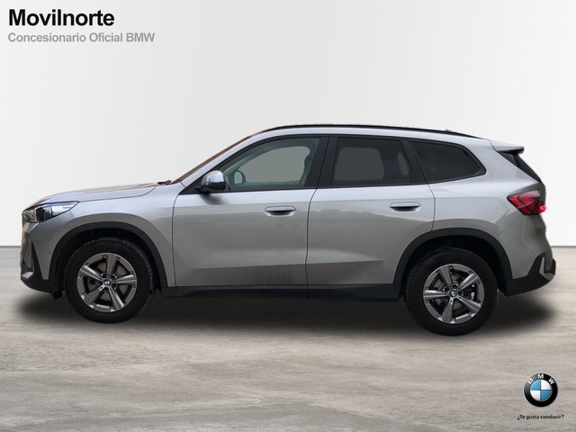 BMW X1 sDrive18d color Gris Plata. Año 2024. 110KW(150CV). Diésel. En concesionario Movilnorte El Plantio de Madrid