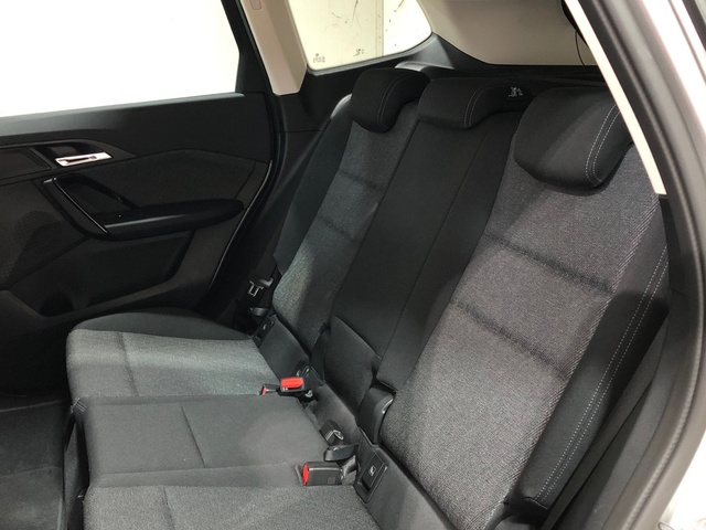 BMW X1 sDrive18d color Gris Plata. Año 2024. 110KW(150CV). Diésel. En concesionario Movilnorte El Plantio de Madrid