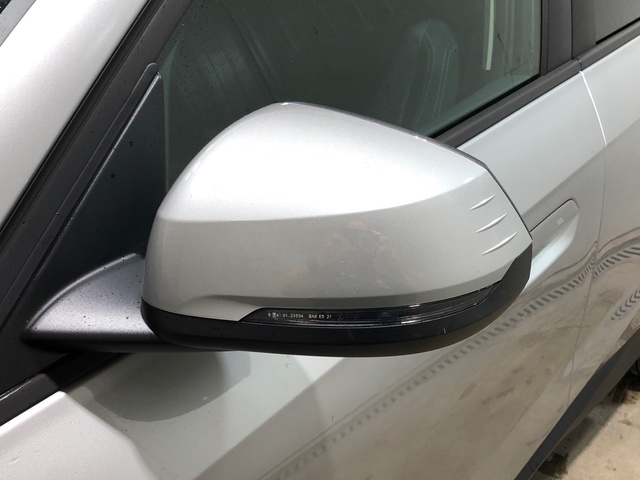 BMW X1 sDrive18d color Gris Plata. Año 2024. 110KW(150CV). Diésel. En concesionario Movilnorte El Plantio de Madrid
