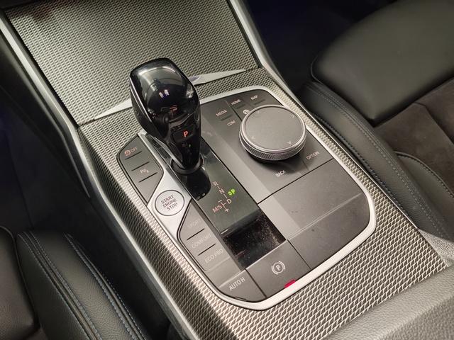 BMW Serie 3 318d Touring color Blanco. Año 2022. 110KW(150CV). Diésel. En concesionario Autoberón de La Rioja