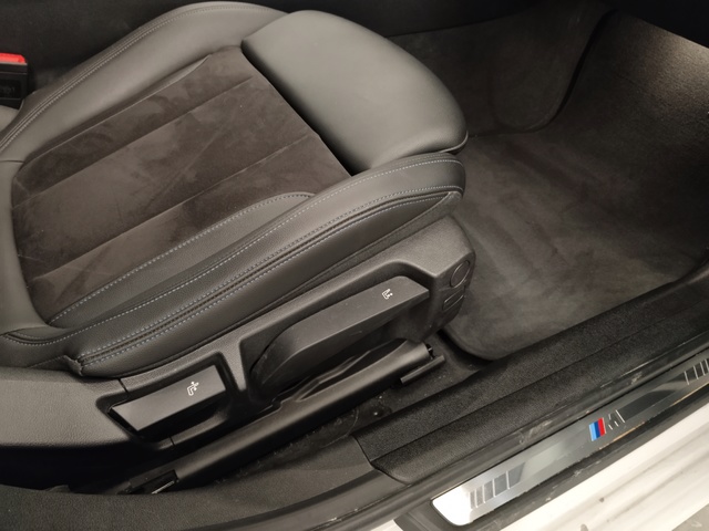 BMW Serie 3 318d Touring color Blanco. Año 2022. 110KW(150CV). Diésel. En concesionario Autoberón de La Rioja