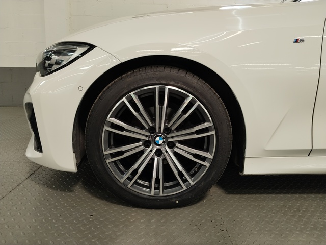 BMW Serie 3 318d Touring color Blanco. Año 2022. 110KW(150CV). Diésel. En concesionario Autoberón de La Rioja