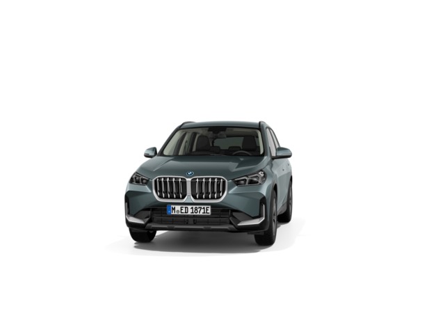 BMW iX1 xDrive30 color Verde. Año 2023. 230KW(313CV). Eléctrico. En concesionario Barcelona Premium -- GRAN VIA de Barcelona