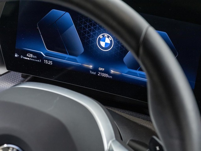 BMW Serie 2 218d Active Tourer color Negro. Año 2024. 110KW(150CV). Diésel. En concesionario Oliva Motor Girona de Girona