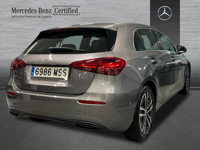 Mercedes-Benz Clase A 180 100 kW (136 CV)