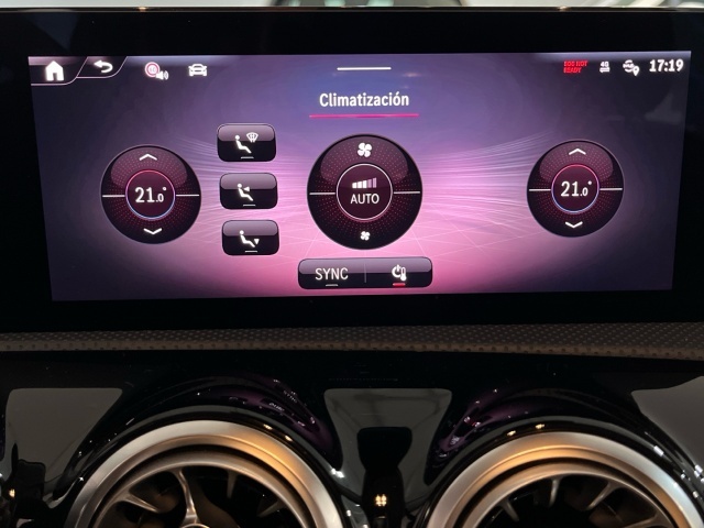 Mercedes-Benz Clase A 180 100 kW (136 CV)