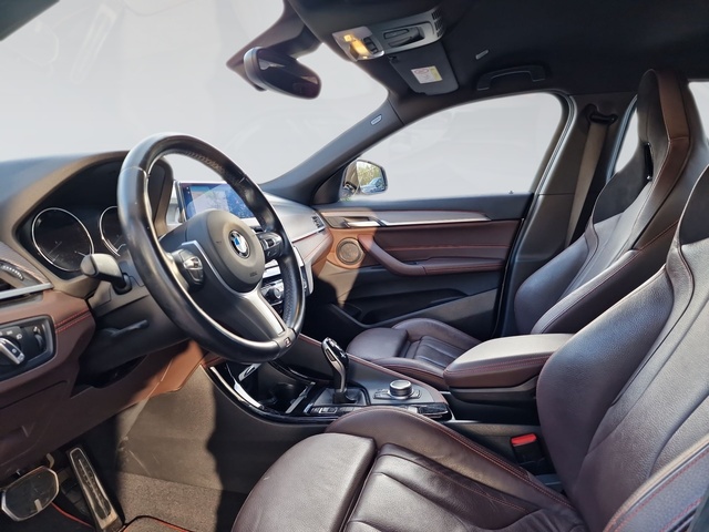 BMW X2 sDrive18d color Gris. Año 2022. 110KW(150CV). Diésel. En concesionario Automotor Premium Viso - Málaga de Málaga