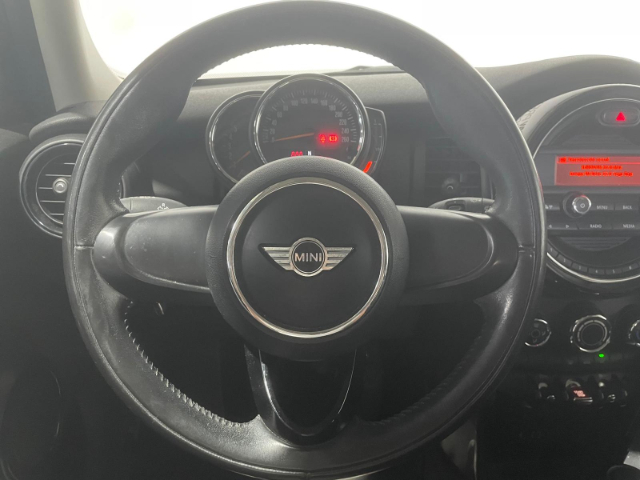 fotoG 18 del MINI MINI 5 Puertas One D 70 kW (95 CV) 95cv Diésel del 2018 en Alicante