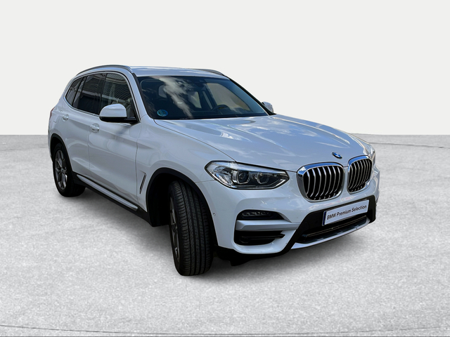 BMW X3 xDrive20d color Blanco. Año 2021. 140KW(190CV). Diésel. En concesionario Ilbira Motor | Granada de Granada