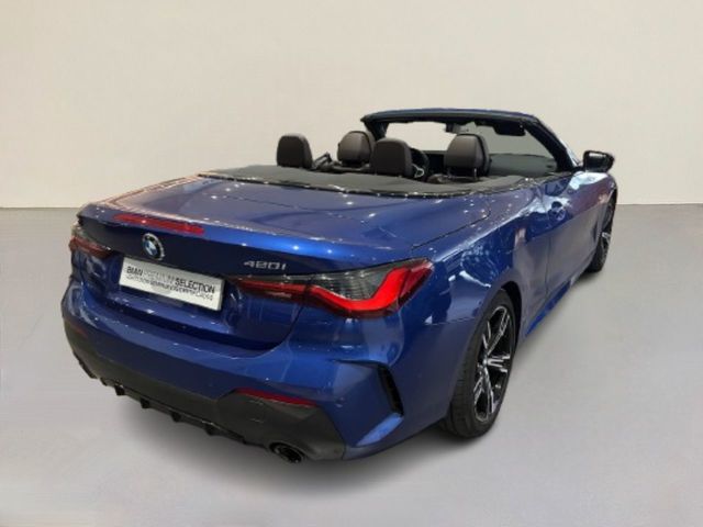 BMW Serie 4 420i Cabrio color Azul. Año 2024. 135KW(184CV). Gasolina. En concesionario Automotor Costa, S.L.U. de Almería