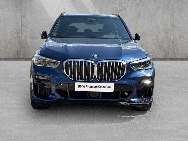 BMW X5 xDrive30d color Azul. Año 2019. 195KW(265CV). Diésel. En concesionario BMW Avilcar Ávila de Ávila