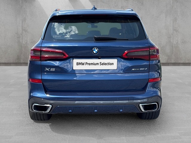 BMW X5 xDrive30d color Azul. Año 2019. 195KW(265CV). Diésel. En concesionario BMW Avilcar Ávila de Ávila
