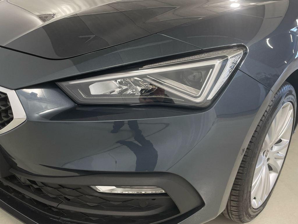 SEAT León 1.5 eTSI - 12