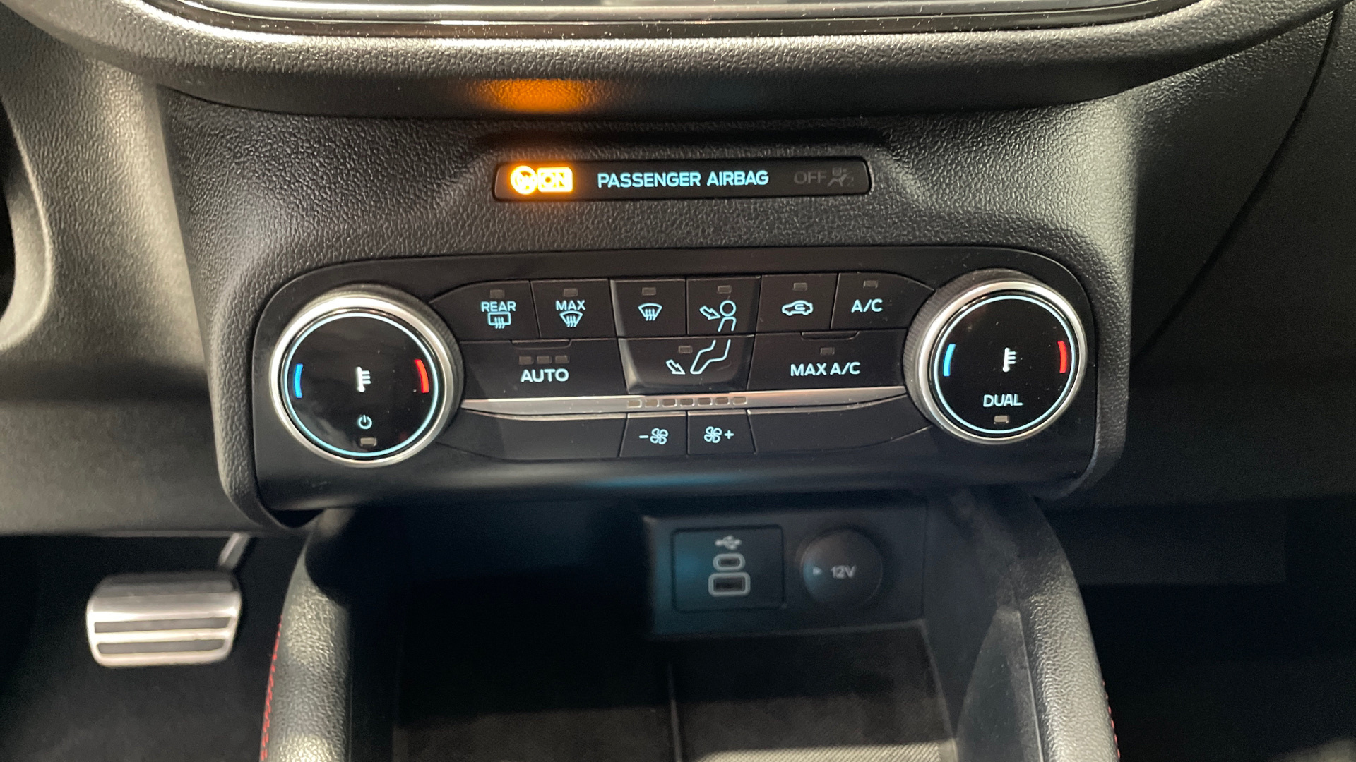Ford Kuga 2.5 Duratec PHEV - 17