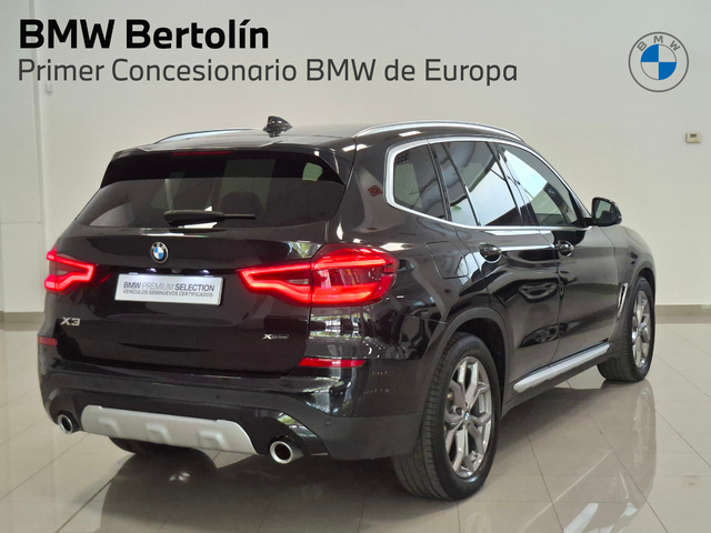 BMW X3 xDrive20d color Negro. Año 2021. 140KW(190CV). Diésel. En concesionario Automoviles Bertolin S.L. de Valencia