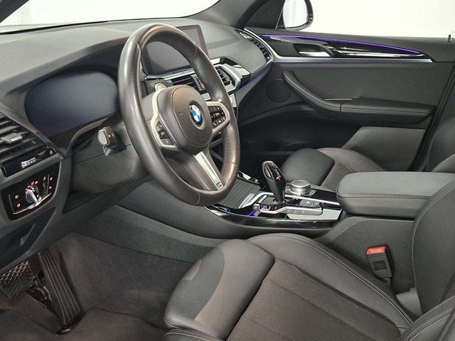 BMW X3 xDrive20d color Negro. Año 2021. 140KW(190CV). Diésel. En concesionario Automoviles Bertolin S.L. de Valencia
