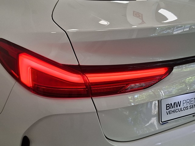BMW Serie 2 218d Gran Coupe color Blanco. Año 2022. 110KW(150CV). Diésel. En concesionario Automoviles Bertolin S.L. de Valencia