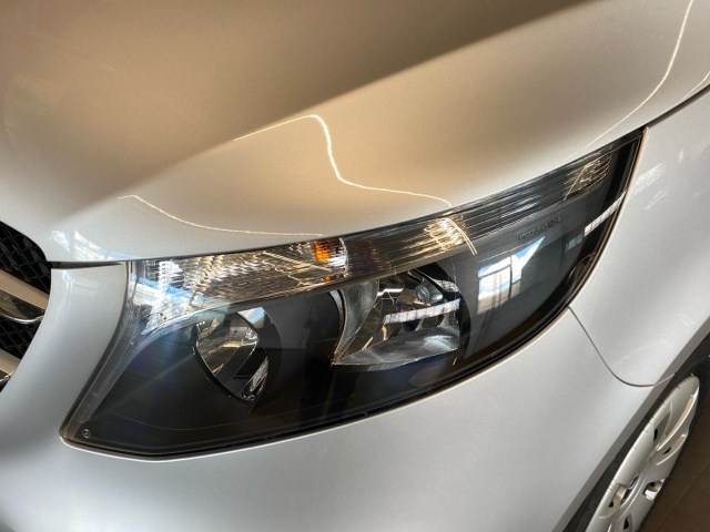 Mercedes-Benz Clase V V 220 d - 10