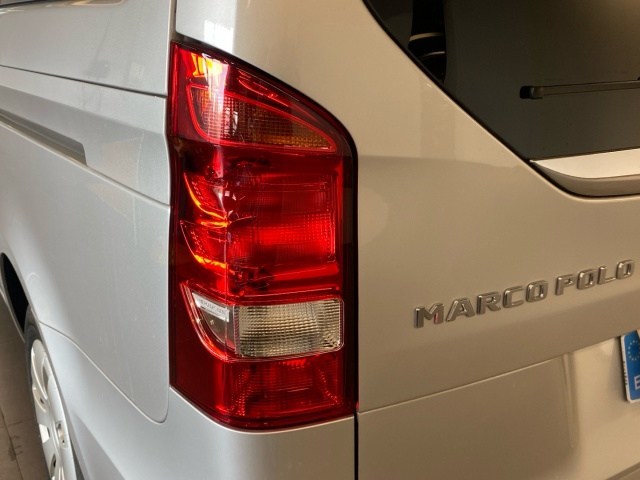 Mercedes-Benz Clase V V 220 d - 14