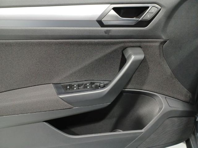 Volkswagen T-Roc ``Más`` 1.0 TSI 85 kW (115 CV)