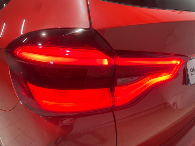 BMW M X3 M color Rojo. Año 2021. 353KW(480CV). Gasolina. En concesionario Hispamovil Elche de Alicante