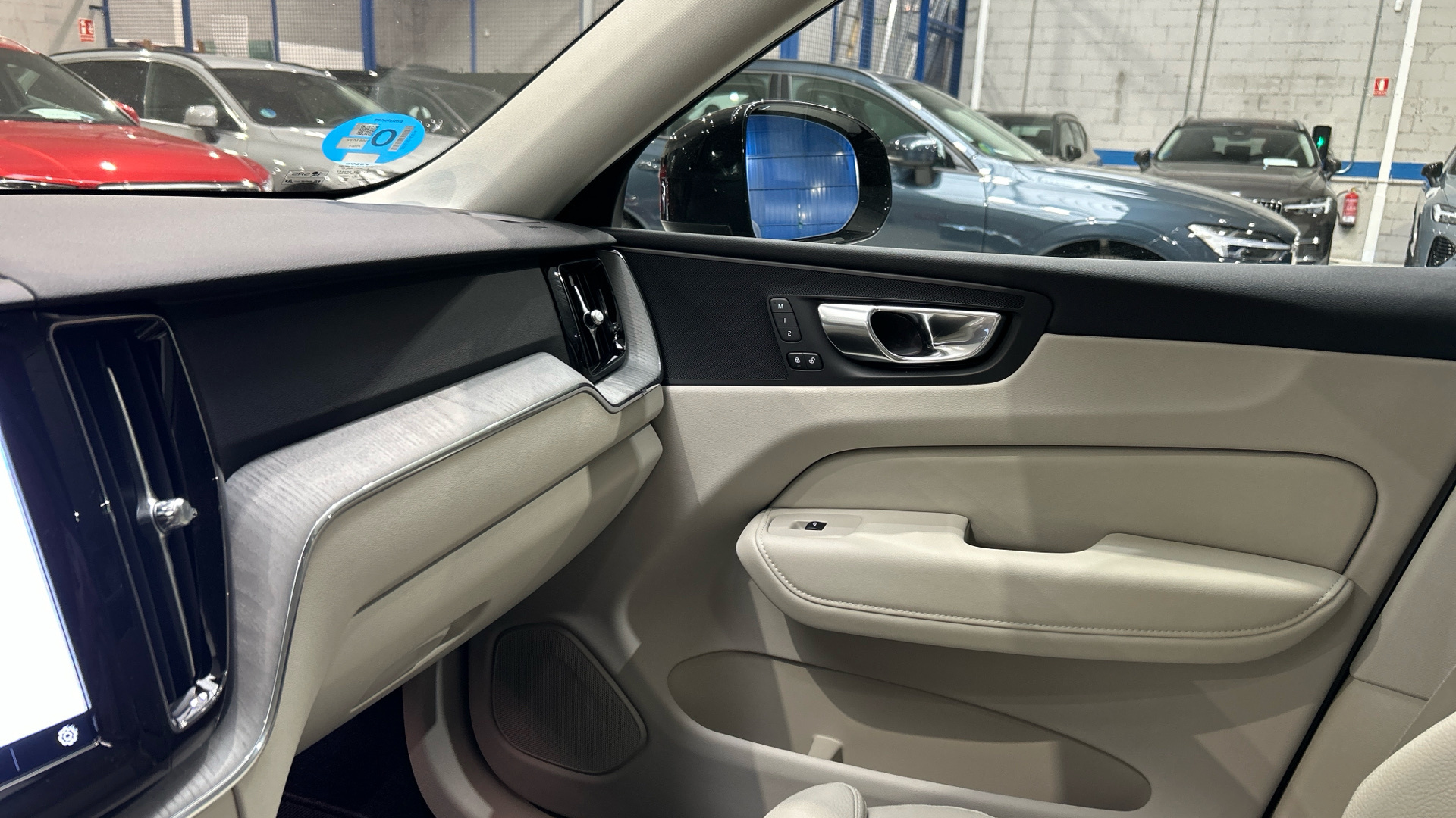 Volvo XC60 Km0 73230125 - 43 Volvo XC60 Km0 73230125 - 43