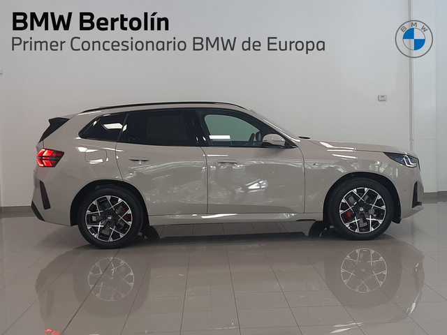 BMW X3 xDrive20d color Gris. Año 2025. 145KW(197CV). Diésel. En concesionario Automoviles Bertolin, S.L. de Valencia