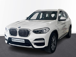Fotos de BMW X3 xDrive20d color Blanco. Año 2021. 140KW(190CV). Diésel. En concesionario BMW Marcos Automoción de Valencia