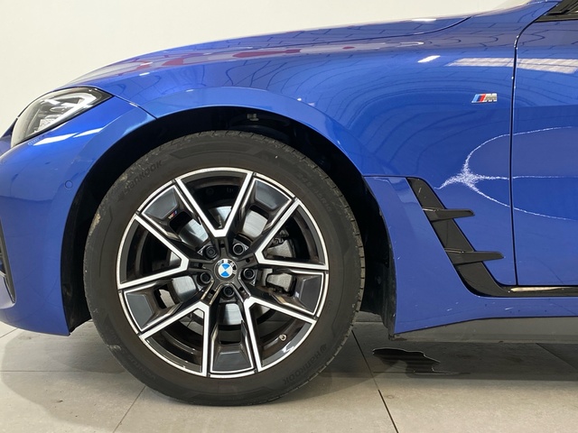 BMW Serie 4 420d Gran Coupe color Azul. Año 2024. 140KW(190CV). Diésel. En concesionario Burgocar (Bmw y Mini) de Burgos