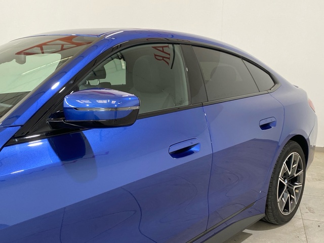 BMW Serie 4 420d Gran Coupe color Azul. Año 2024. 140KW(190CV). Diésel. En concesionario Burgocar (Bmw y Mini) de Burgos