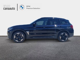 Fotos de BMW iX3 iX3 color Negro. Año 2021. 210KW(286CV). Eléctrico. En concesionario TACO de Sta. C. Tenerife
