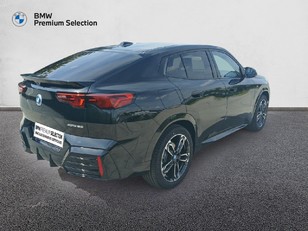 BMW iX2 eDrive20 color Negro. Año 2025. 150KW(204CV). Eléctrico. En concesionario Adler Motor S.L. TOLEDO de Toledo