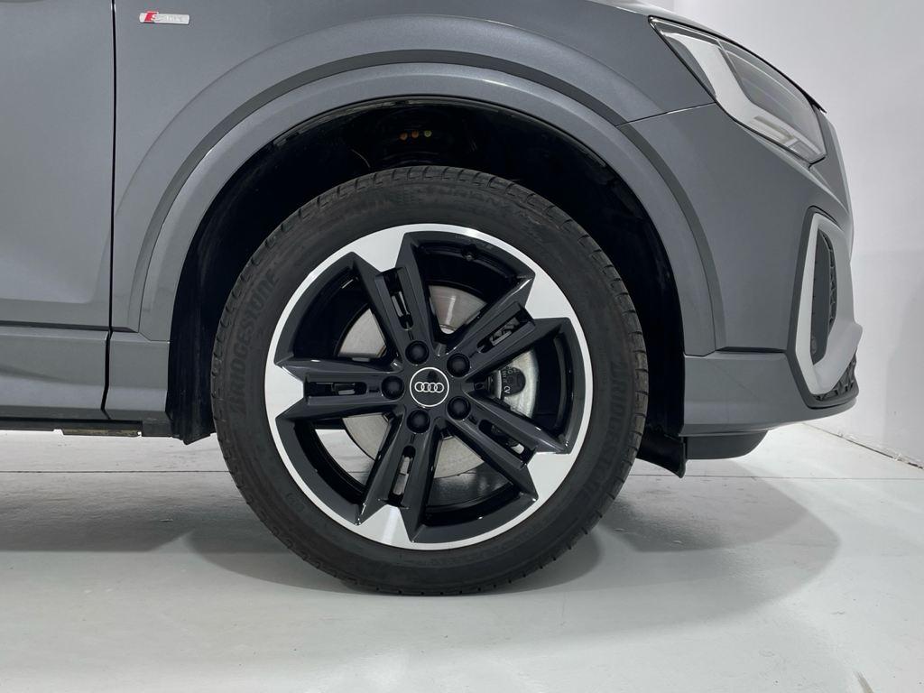 Audi Q2 35 TDI - 16