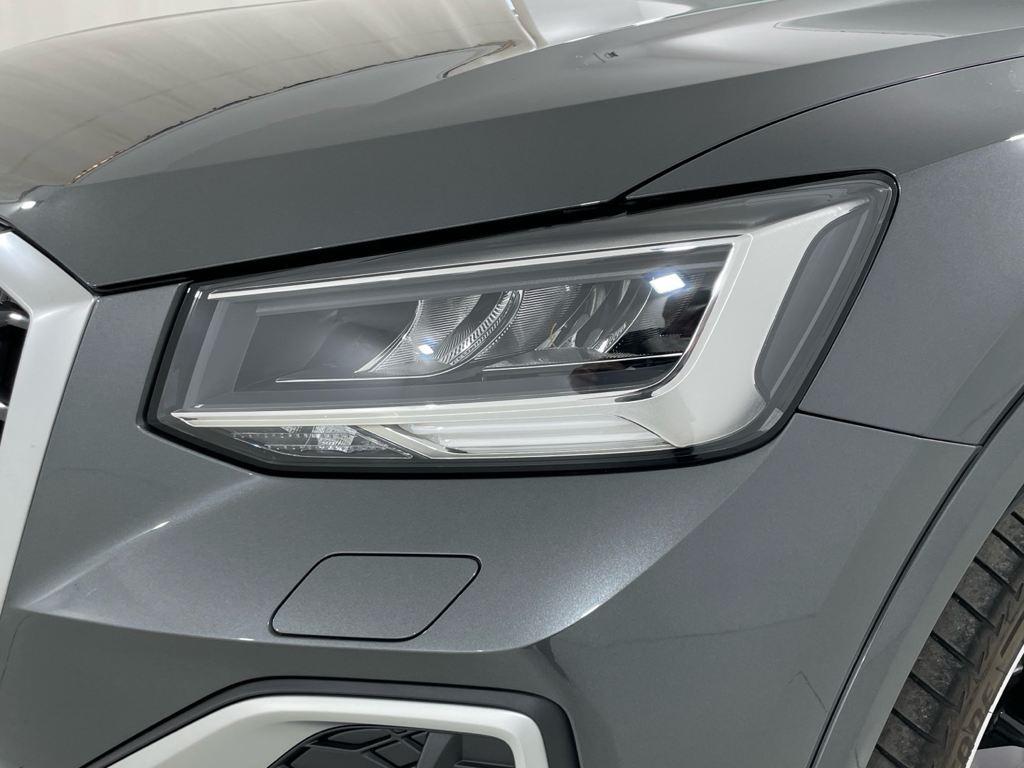 Audi Q2 35 TDI - 17