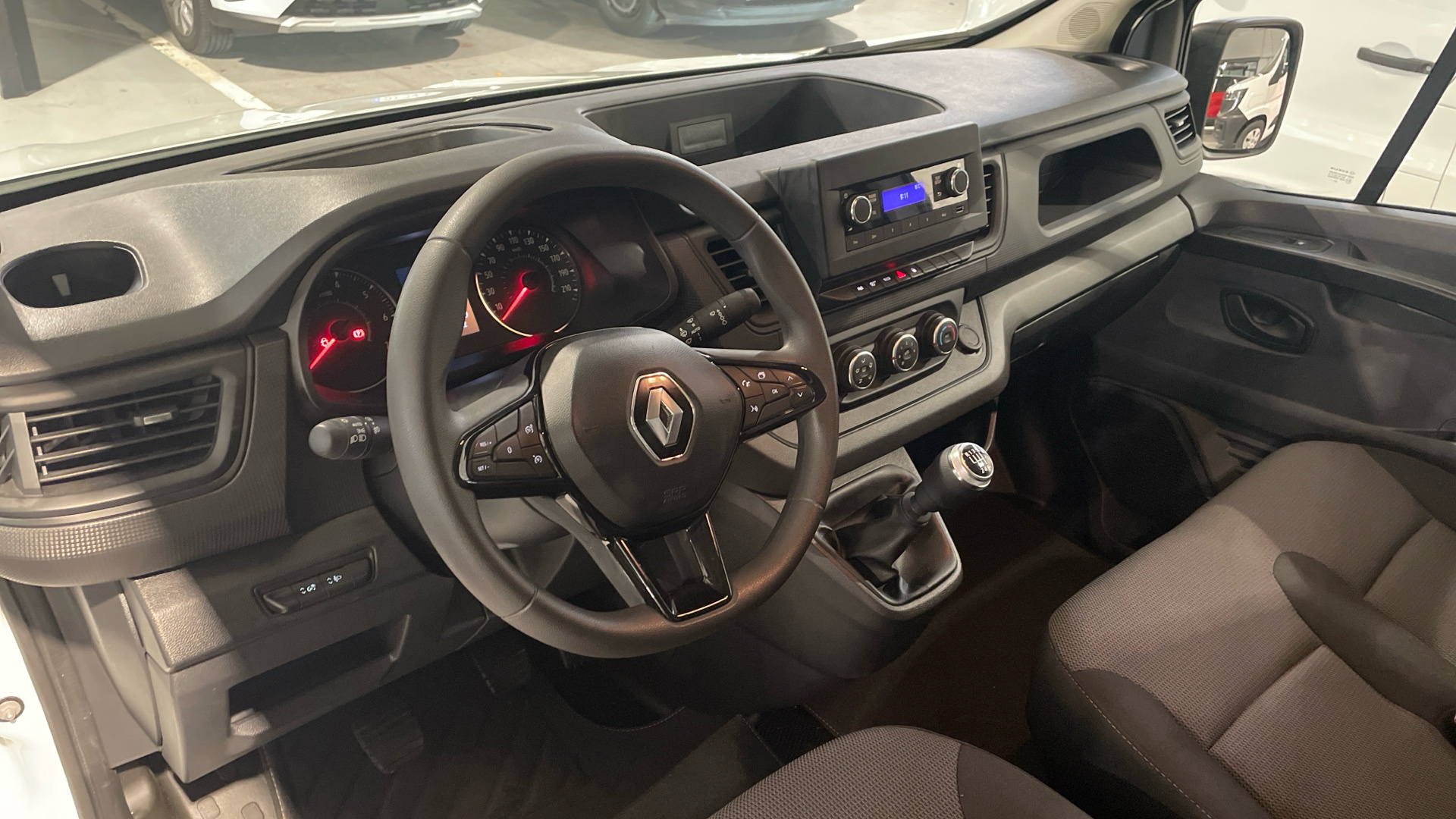 Renault Trafic Furgon dCi 130 - 8
