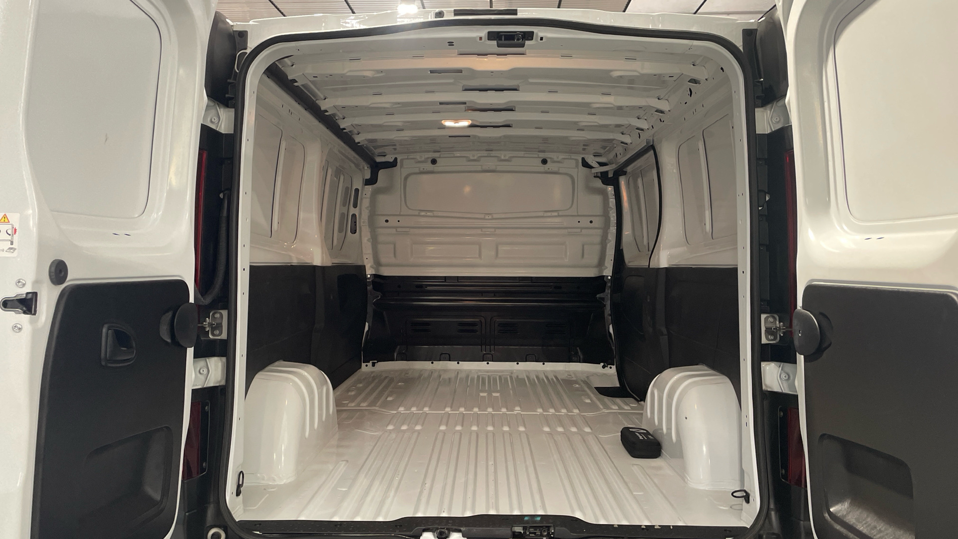 Renault Trafic Furgon dCi 130 - 10