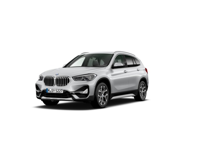 BMW X1 sDrive16d color Gris Plata. Año 2021. 85KW(116CV). Diésel. En concesionario Caetano Cuzco, Alcalá de Madrid