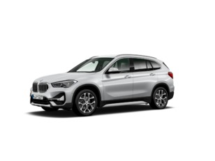 Fotos de BMW X1 sDrive16d color Gris Plata. Año 2021. 85KW(116CV). Diésel. En concesionario Caetano Cuzco, Alcalá de Madrid