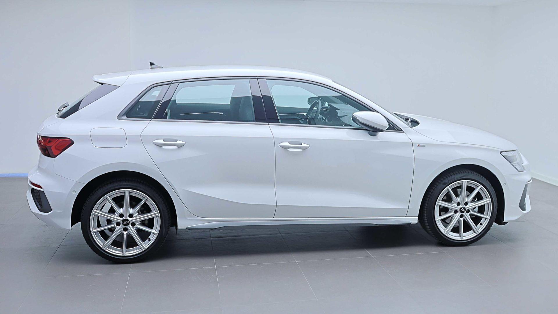 S line 40 150 kW (204 CV) S tronic