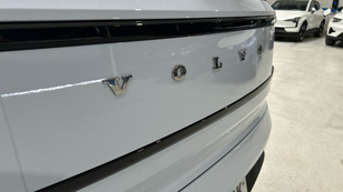 Volvo EX30 Single Motor Extended Range Core Auto 200 kW (272 CV) - 33 Volvo EX30 Single Motor BEV Ocasión 200 KW (272CV) - 33