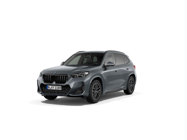 BMW X1 sDrive18i color Gris. Año 2024. 100KW(136CV). Gasolina. En concesionario Proa Premium Ibiza de Baleares
