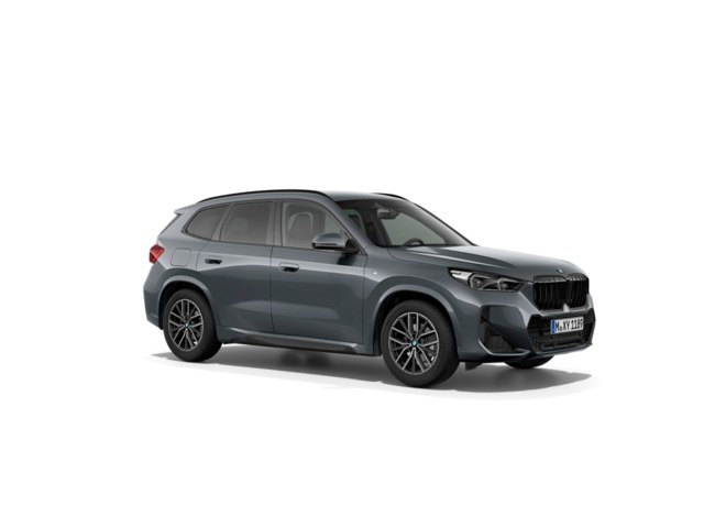 BMW X1 sDrive18i color Gris. Año 2024. 100KW(136CV). Gasolina. En concesionario Proa Premium Ibiza de Baleares
