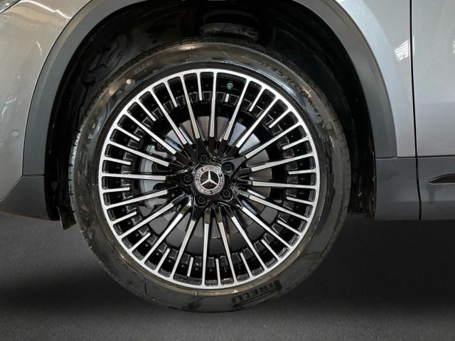 Mercedes-Benz EQA 250 - 5