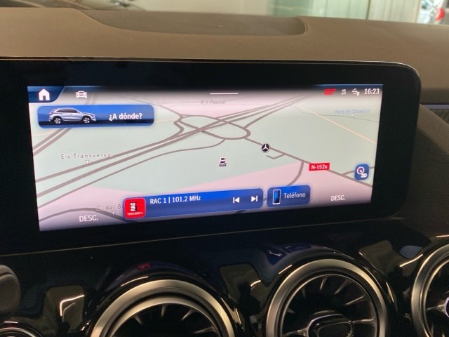 Mercedes-Benz GLA 200 D - 16